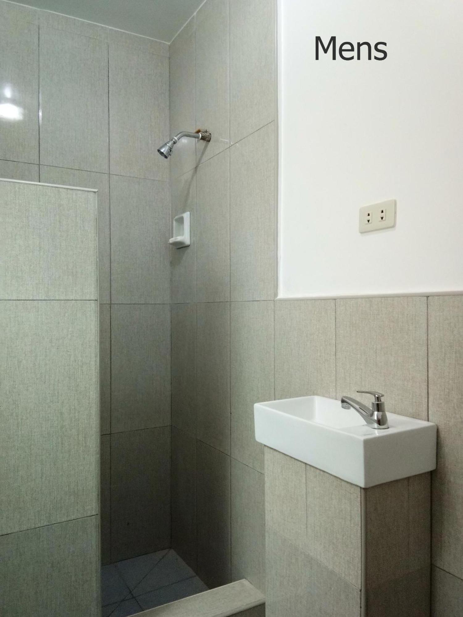 Palompon Leizel'S Bed & Breakfast מראה חיצוני תמונה