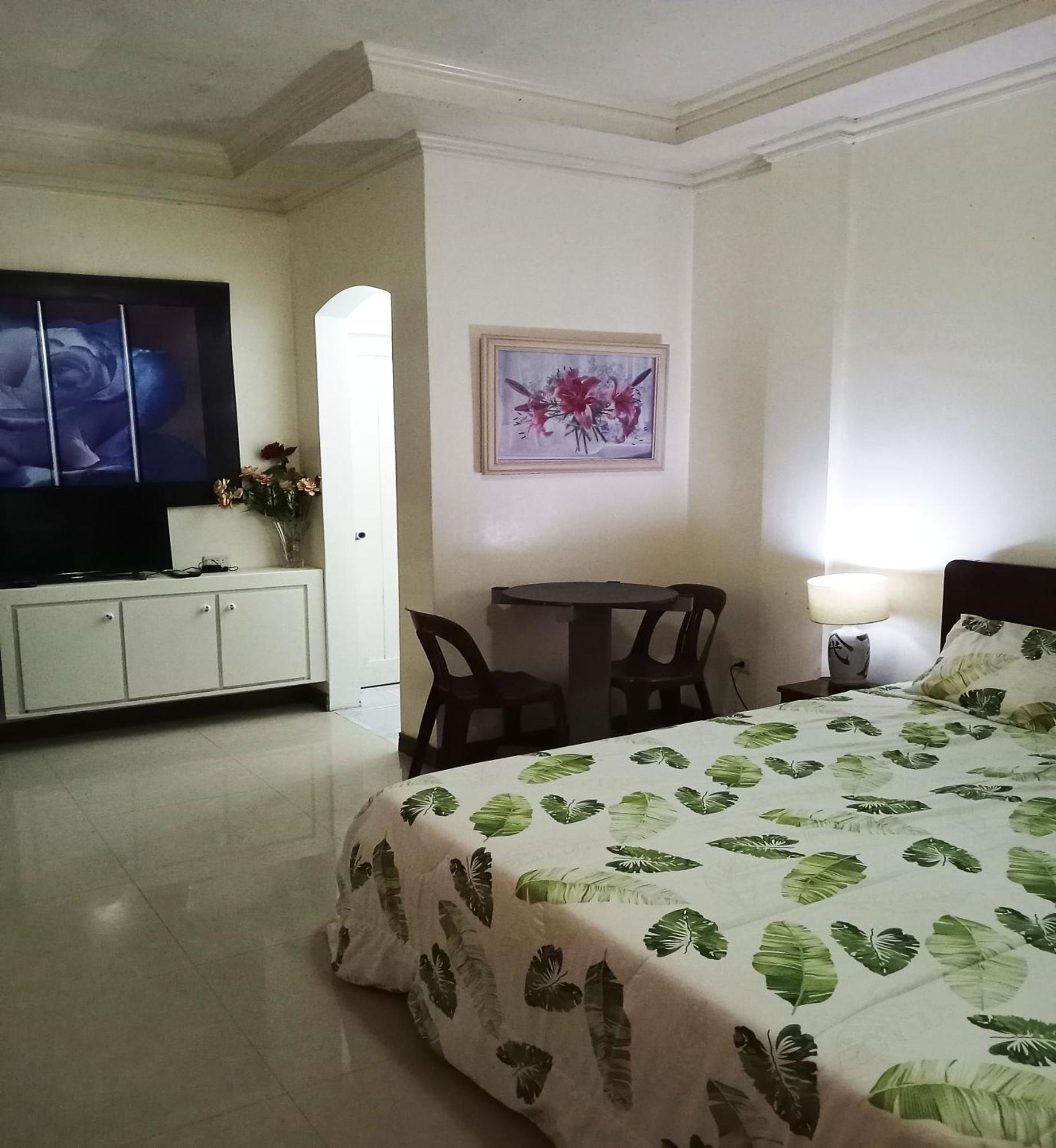 Palompon Leizel'S Bed & Breakfast מראה חיצוני תמונה